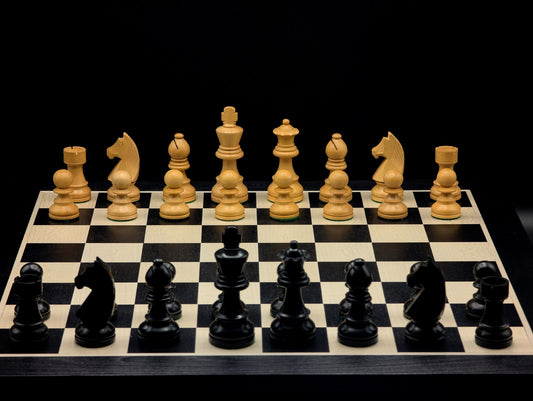 Ensemble de jeu d'échecs Le Contemporain au design moderne noir et blanc, taille 5, par L'Art du Mat.